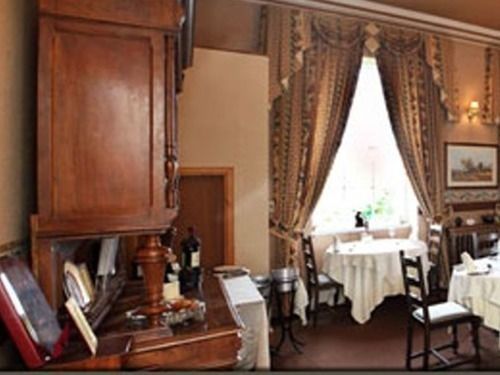 The County Hotel Banff Luaran gambar